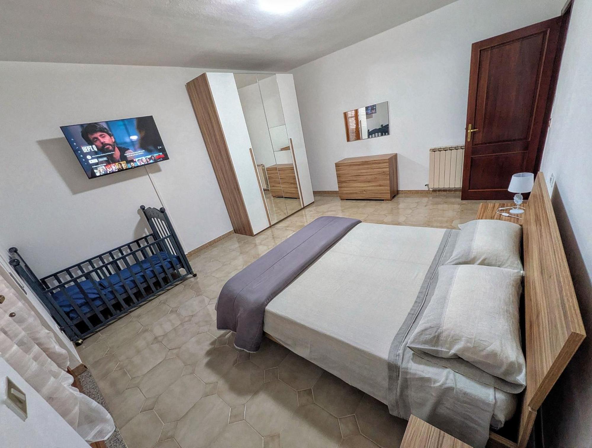 House Riky Apartment Assemini Bagian luar foto